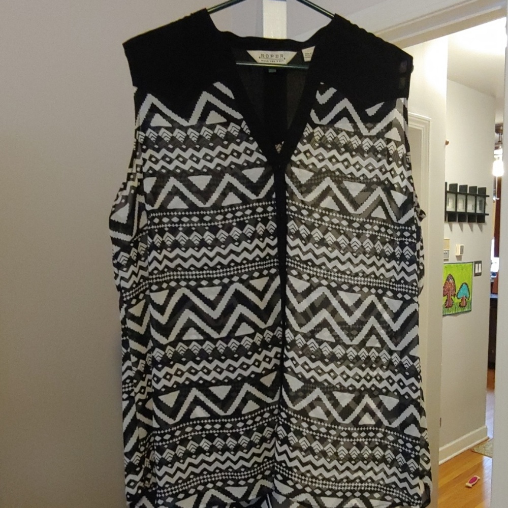 Black & White printed top